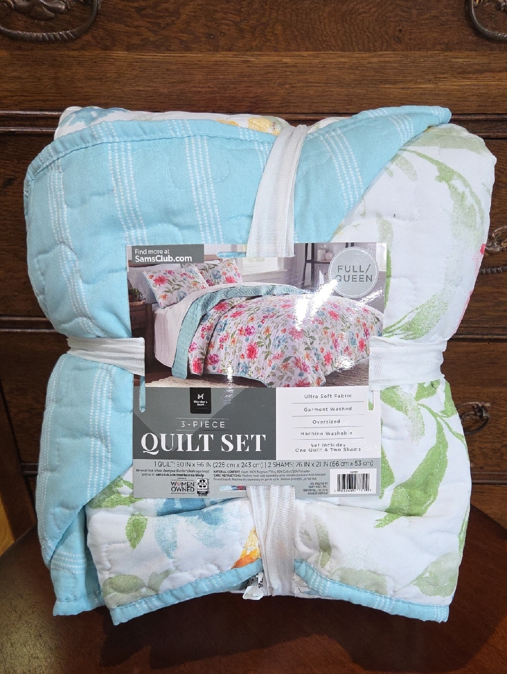 Floral Full/Queen Quilt Set in Aqua and White - SamsClub